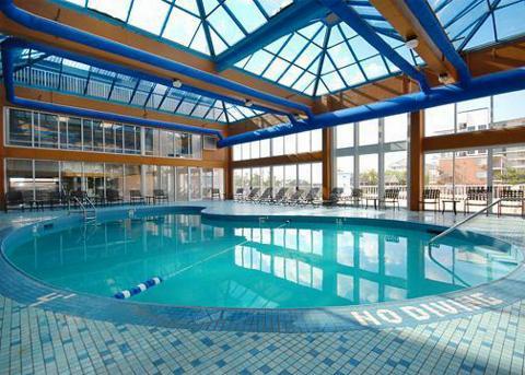 Quality Inn Amp Suites Beachfront Ocean City Hotel Null