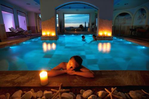Relais borgo brufa & spa torgiano, hotel italy. limited time offer! Brufa di torgiano